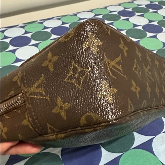 Louis Vuitton Monogram Trouse 28 - Picture 9 of 15